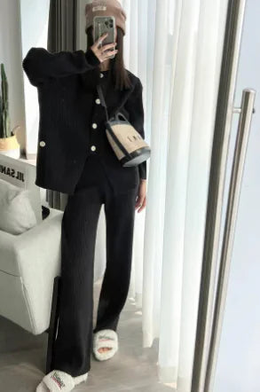 Women's Knit Two-Piece Set (Single Item)